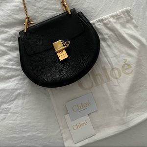 Chloé Drew Shoulder Bag | Black with Gold Hardware